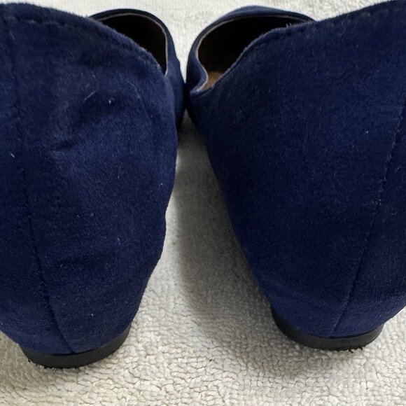 MERONA — Navy Blue Pointed-Toe Suede Flats • 8 1/2 - Picture 7 of 7